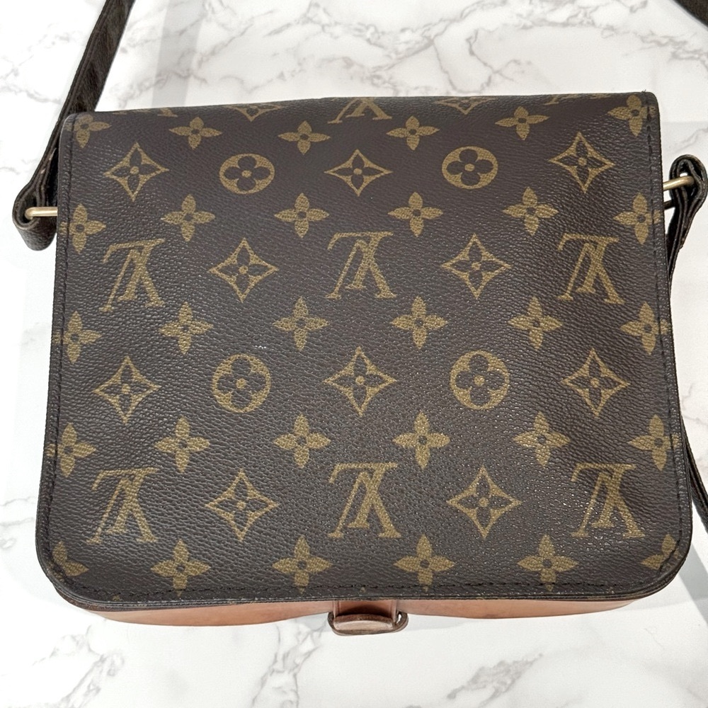 Louis Vuitton Cartouchière MM Crossbody Bag – Vintage Monogram 1982 + COA - Picture 2 of 16